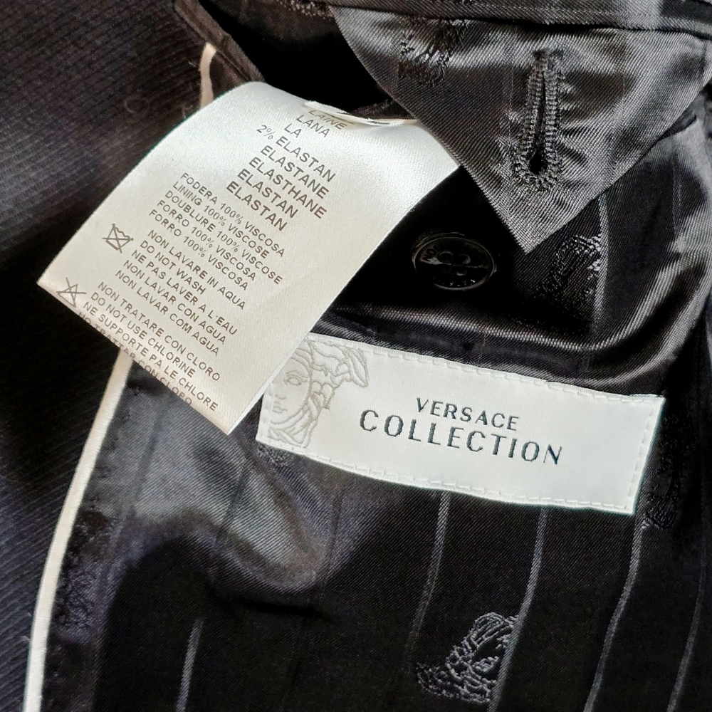 Timeless Vesace Suit with Notched Lapels - Picture 10 of 16